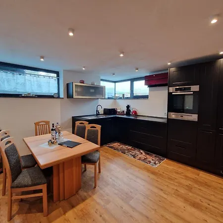 Apartamento Ferienwohnung-claudia In Schwerin (Mecklenburg-Vorpommern)